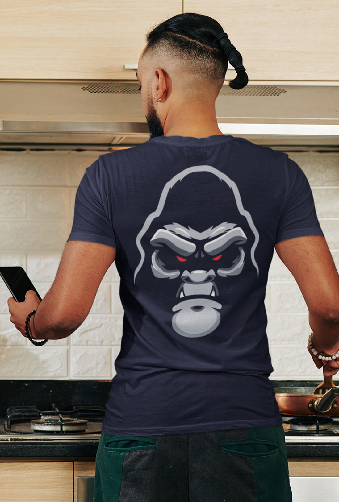 Angry Gorilla Men's Back Print T-Shirt
