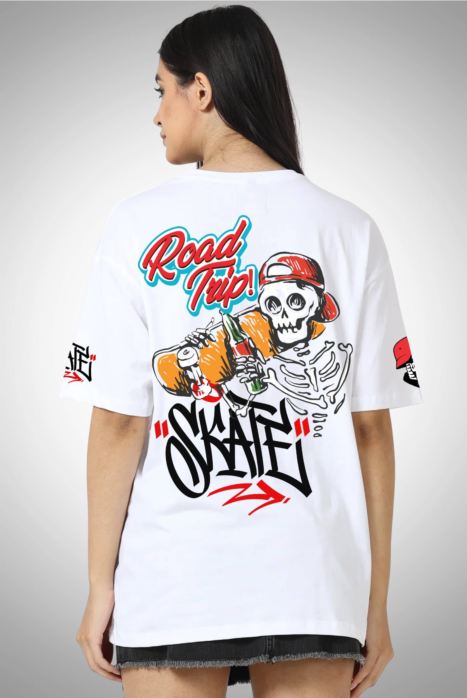Road Trip Skate Women's White Oversized Streetwear T-Shirt