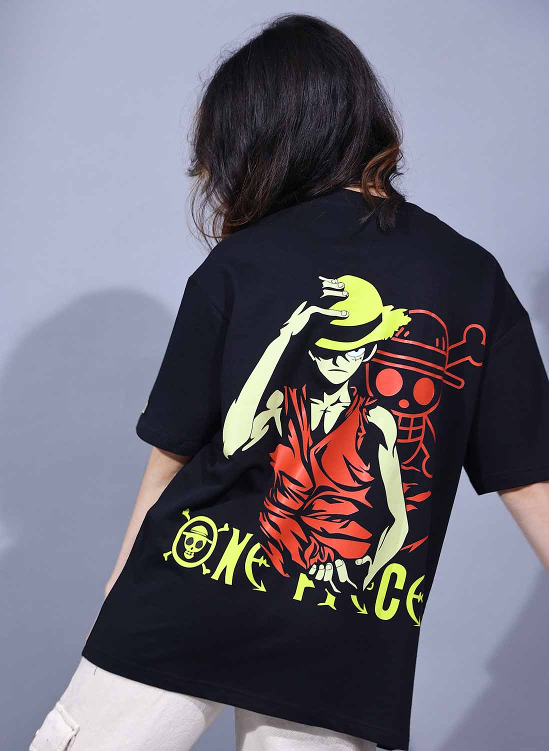 One Piece Women's Oversized T-Shirt