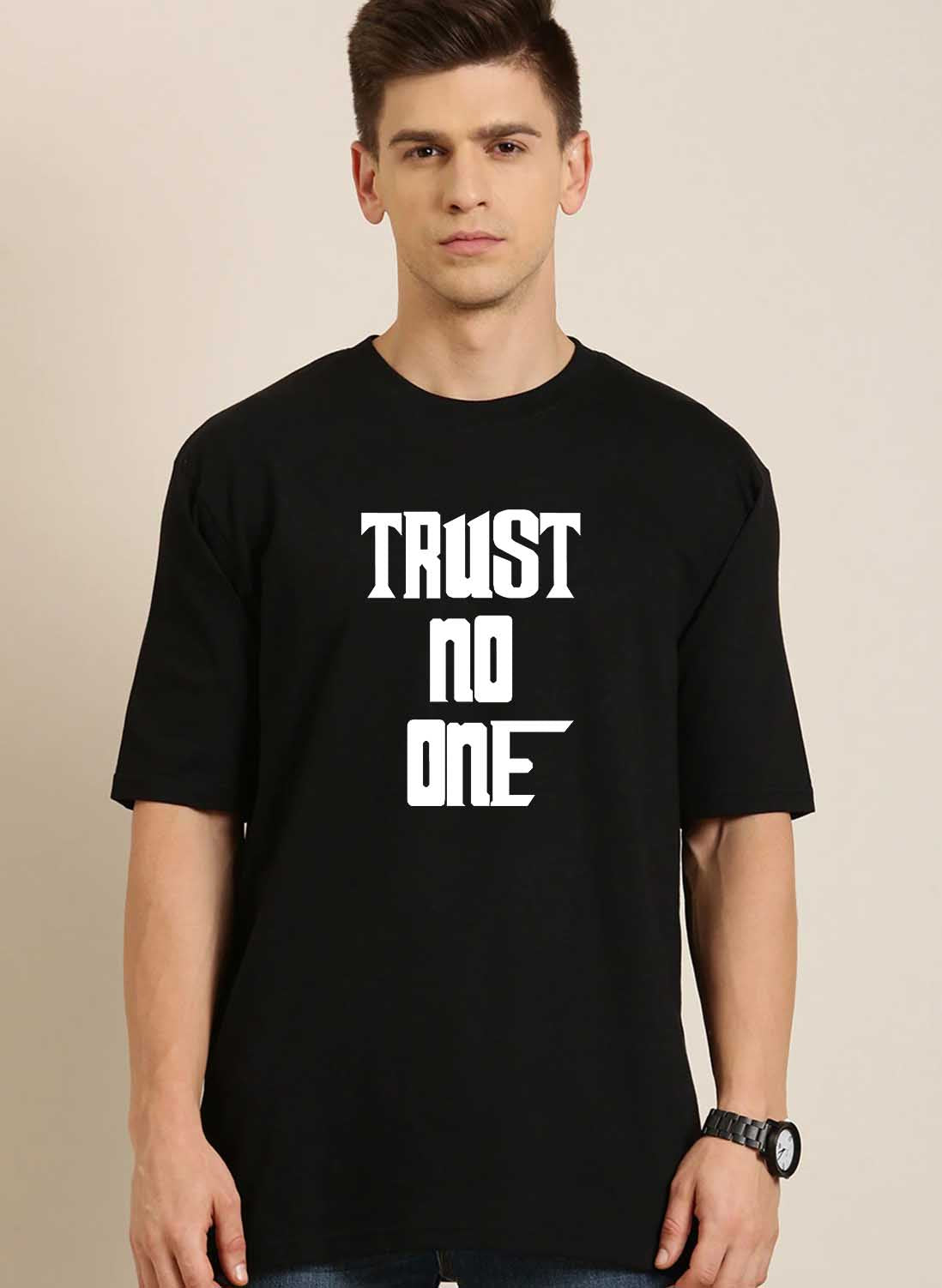 Trust No One Men's Oversized Black T-Shirt